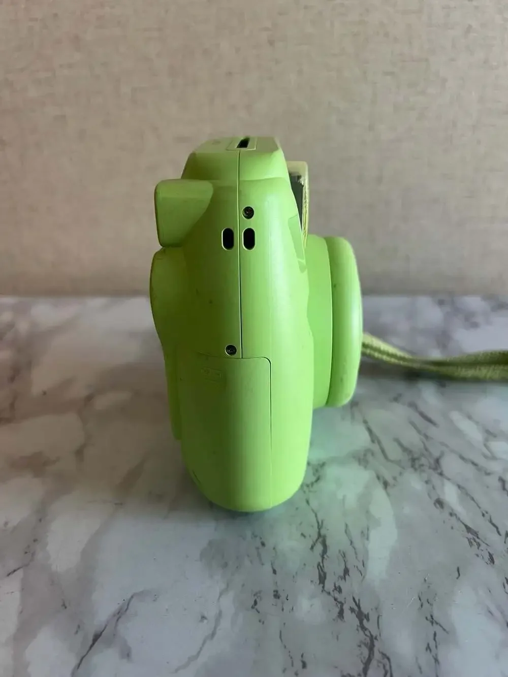 Fujifilm Instax Mini 9 Instant Film Camera in Lime Green